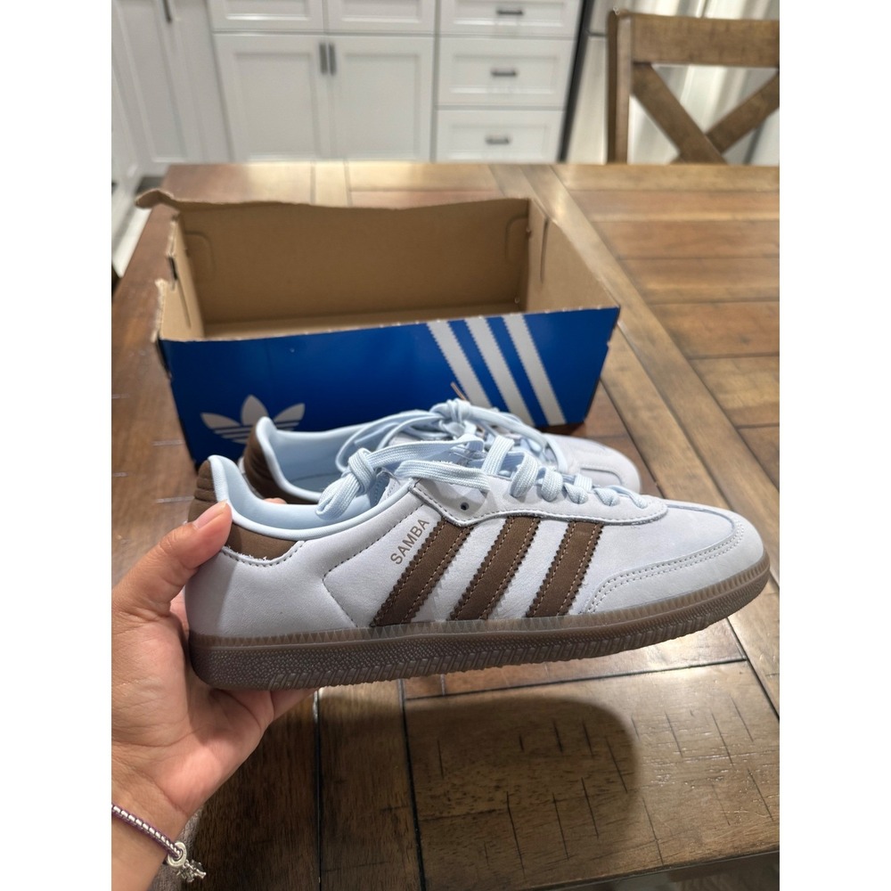 Adidas Samba OG Crystal Sky / Earth Strata / Cloud White size 6 1/2